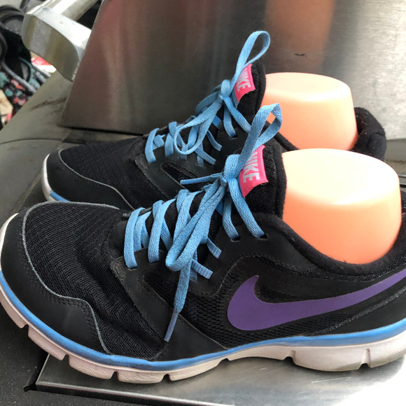 nike flex exp womens